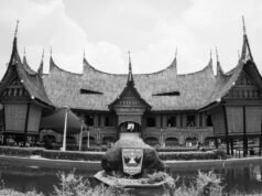 Sistem Hukum Asli Indonesia